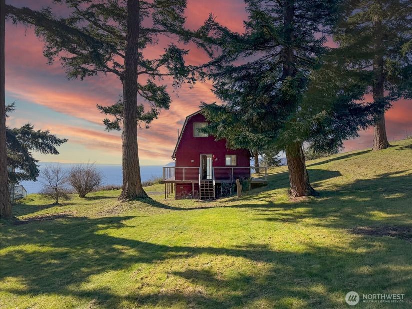 46 G Mukilteo Way, Hat Island WA 98206