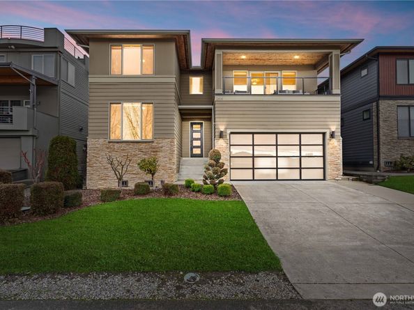 2414 Garden Court N, Renton WA 98056