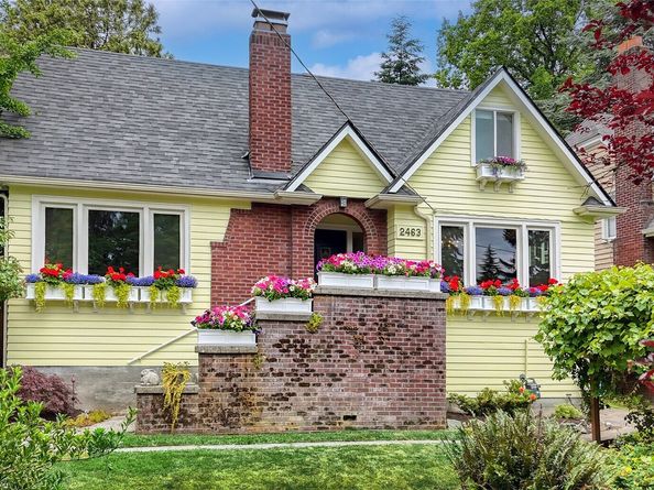 2463 26th Avenue E, Seattle WA 98112
