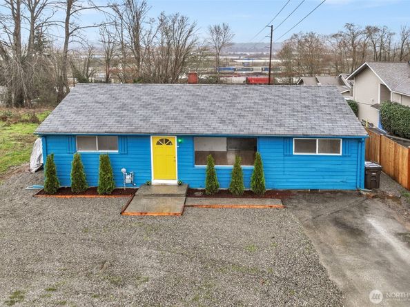 833 E Marine View Drive, Everett WA 98201