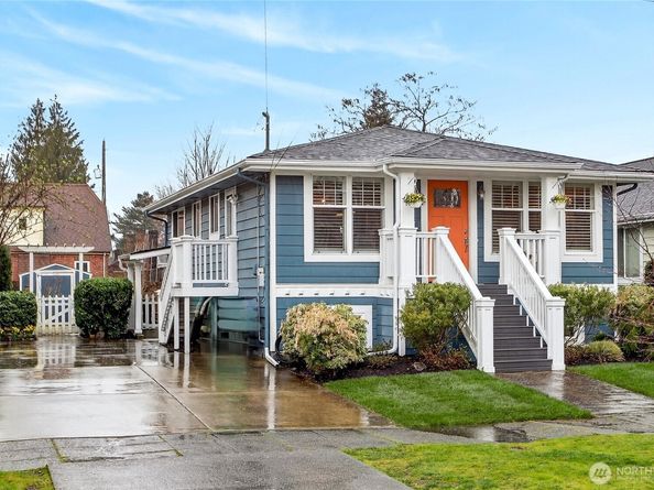 3235 38th Avenue SW, Seattle WA 98126