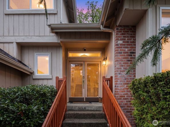 8218 126th Place SE, Newcastle WA 98056