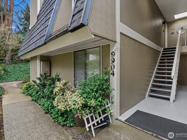 9904 NE 124th Street 1006, Kirkland WA 98034