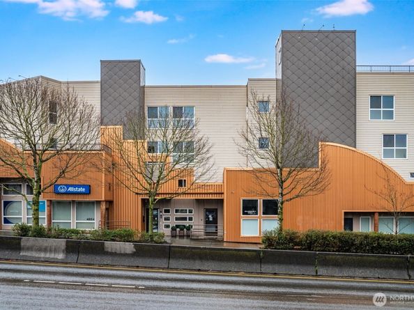 4020 Aurora Avenue N 403, Seattle WA 98104