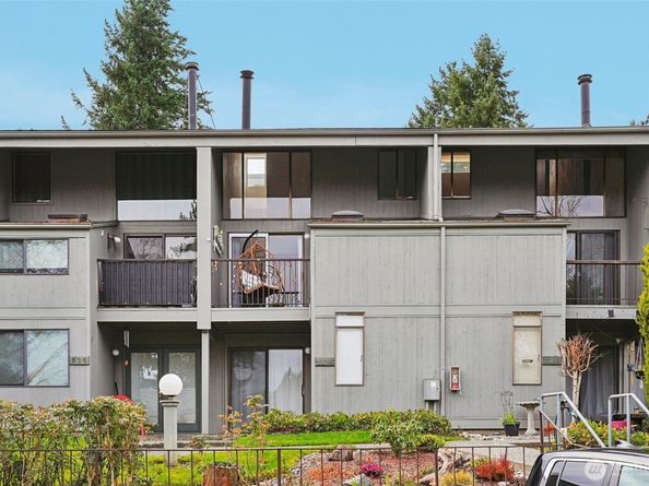 6668 137th Place NE 493, Redmond WA 98052