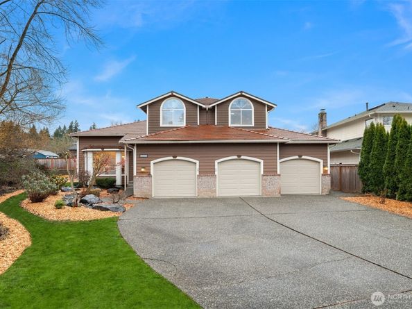 1425 243rd Place SW, Bothell WA 98021