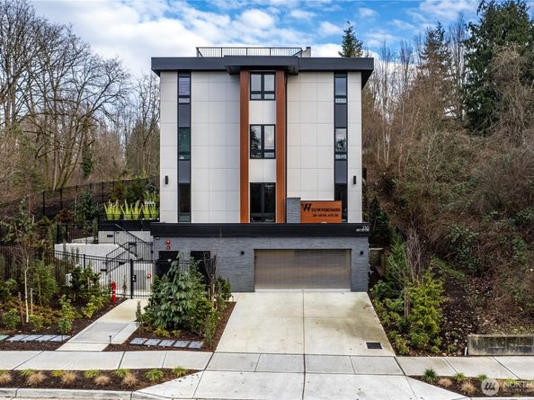 282 118th Avenue SE, Bellevue WA 98005