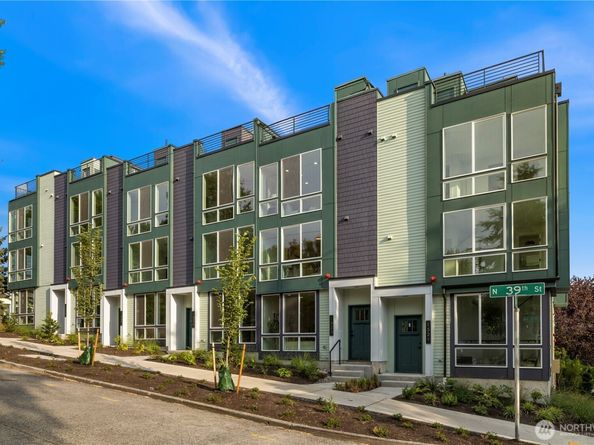 3850 Carr Place N, Seattle WA 98103