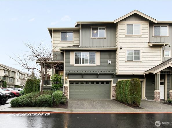 320 Chelan Place NE H1, Renton WA 98059