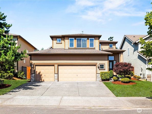 27217 104th Avenue SE, Kent WA 98030