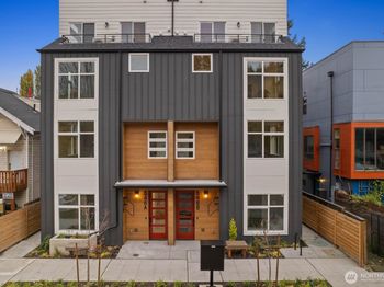 546 S Cloverdale Street