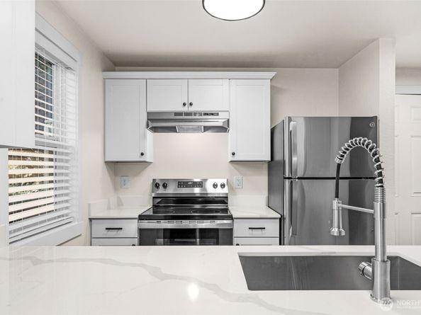 1302 Chestnut Street 2, Everett WA 98201