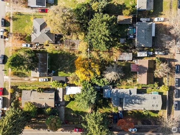 190 XX 10th  (Assemblage) Avenue NE, Shoreline WA 98155