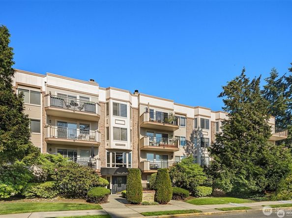 200 99th Avenue NE 16, Bellevue WA 98004