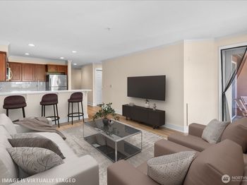 1417 Queen Anne Avenue N