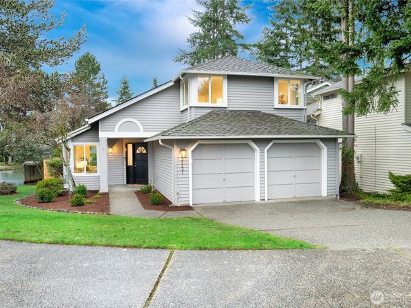 24221 SE 38th Place, Sammamish WA 98029