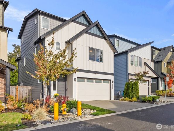 1825 153rd Street SW, Lynnwood WA 98087