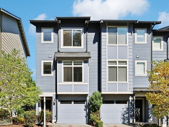 19403 7th Avenue W C1, Lynnwood WA 98036