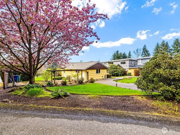 8236 120th Avenue NE, Kirkland WA 98033