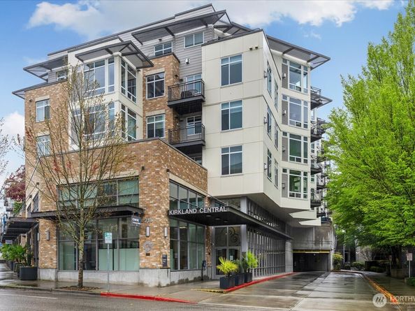 211 Kirkland Avenue 208, Kirkland WA 98033
