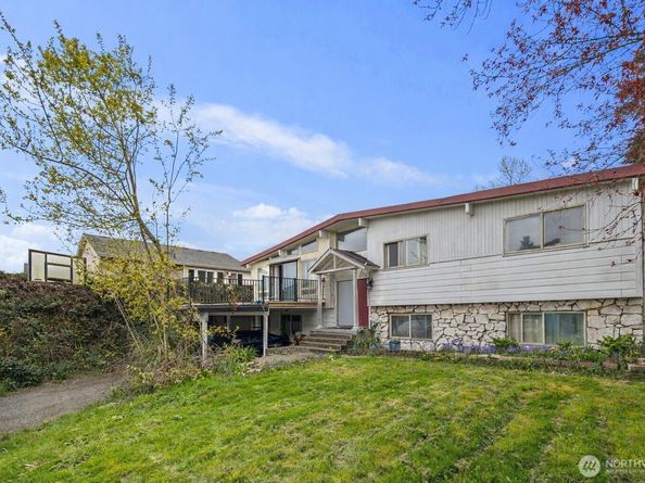 2230 S 253rd Place, Des Moines WA 98198