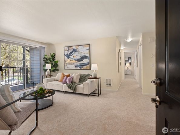 929 3rd Avenue F301, Kirkland WA 98033