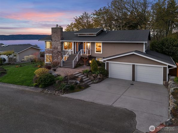 9219 60th Avenue W, Mukilteo WA 98275