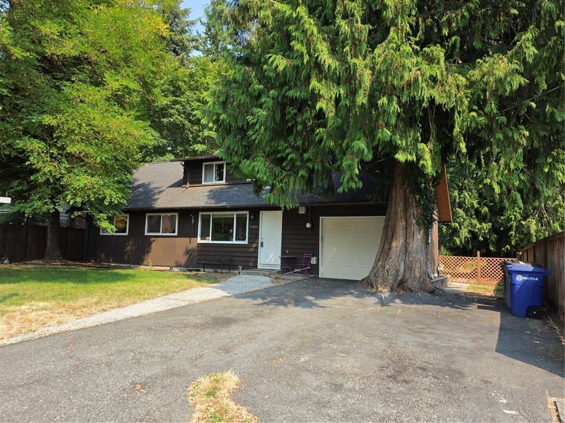 18816 89 Avenue NE, Bothell WA 98011