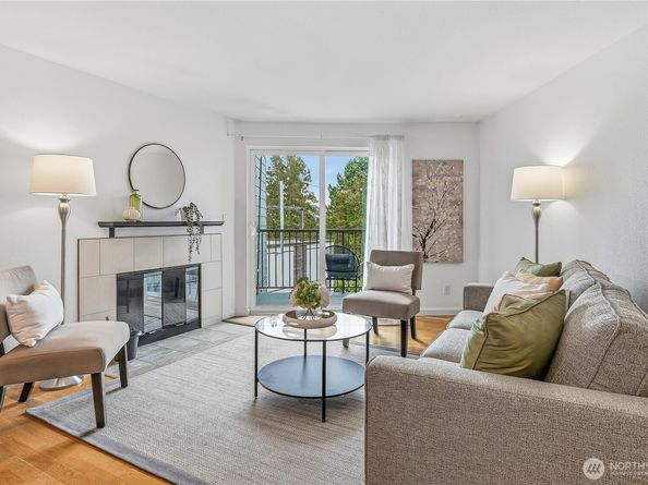 3045 20th Avenue W 409, Seattle WA 98199
