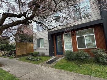 1017 NE 55th Street