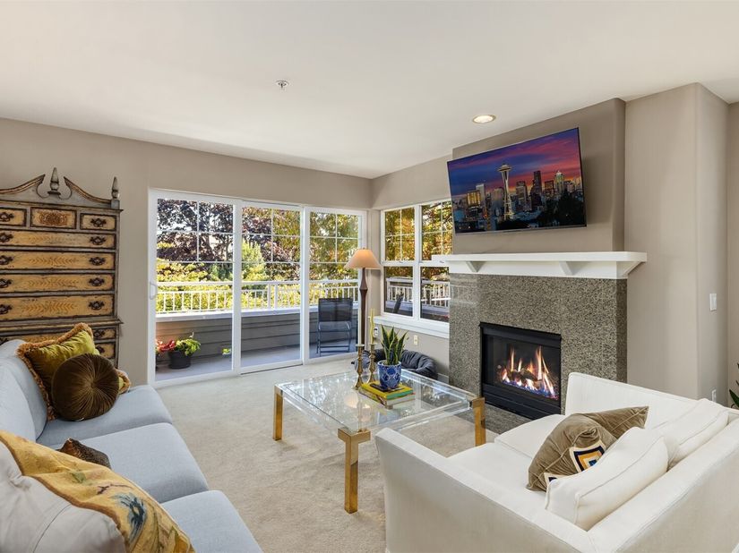 1415 6th Avenue N 304, Seattle WA 98109