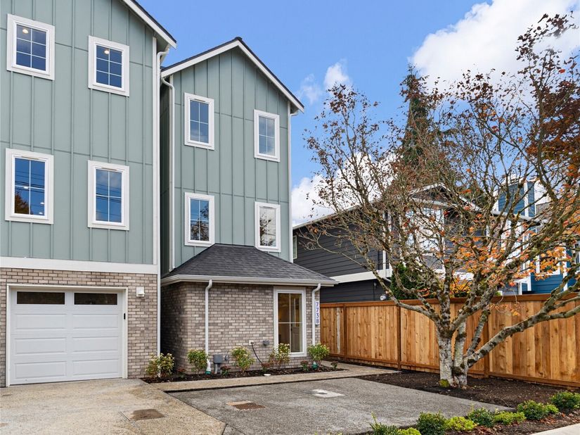 7738 36th Avenue NE, Seattle WA 98115