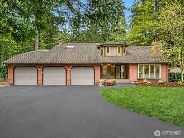 22542 NE 46th Street, Redmond WA 98053