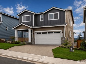 2043 NE Norseman Way