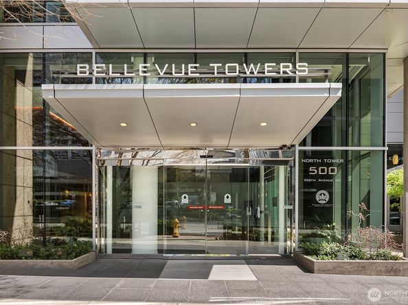 500 106th Avenue NE 3211, Bellevue WA 98004