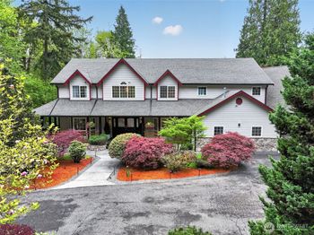 24520 NE 196th