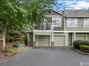 595 241st Lane SE
