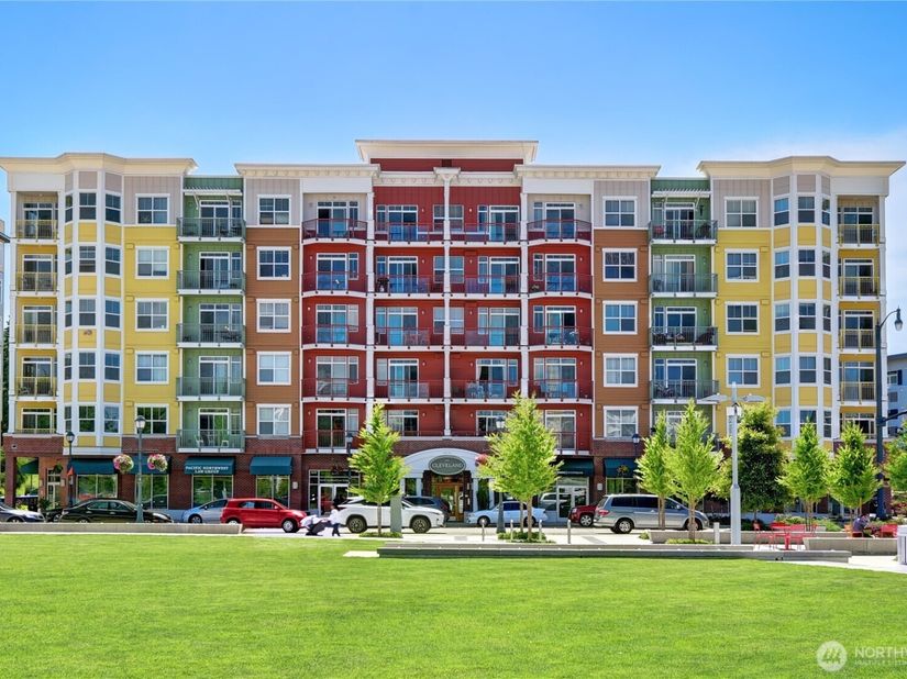16141 Cleveland Street 213, Redmond WA 98052