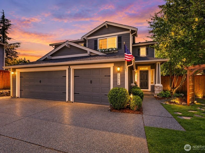 12716 64th Drive SE, Snohomish WA 98296