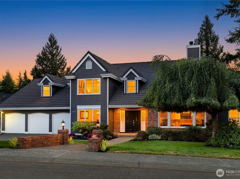 4511 173rd Avenue SE, Bellevue WA 98006