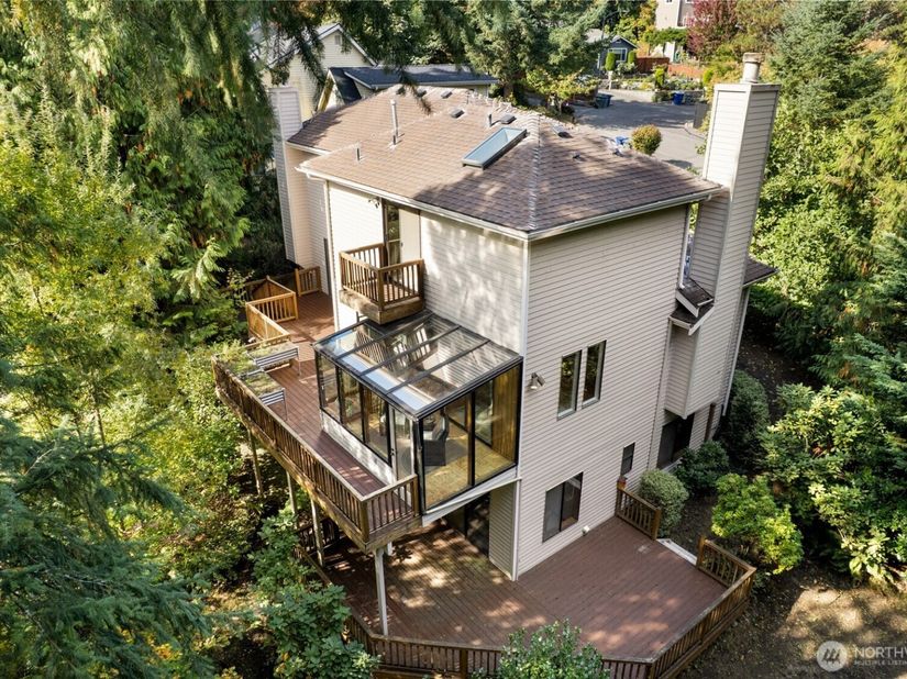 2636 242nd Place SE, Bothell WA 98021