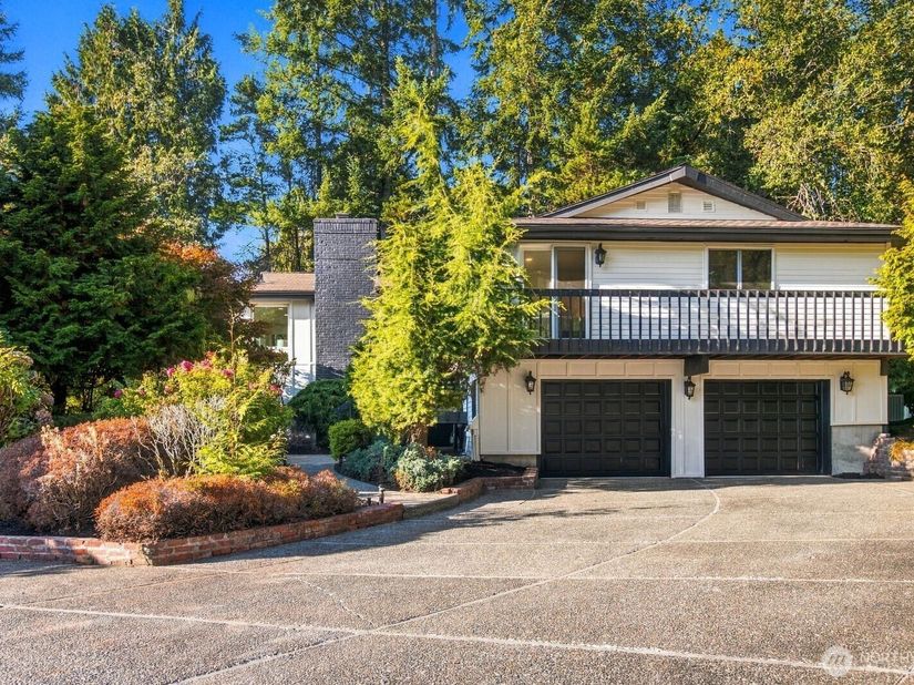 7011 165th Place SW, Edmonds WA 98026