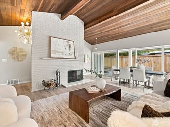 3860 NE 41st Street