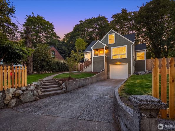 11429 Glendale Way S, Burien WA 98168