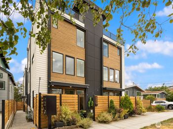 2429 NW 64th Street