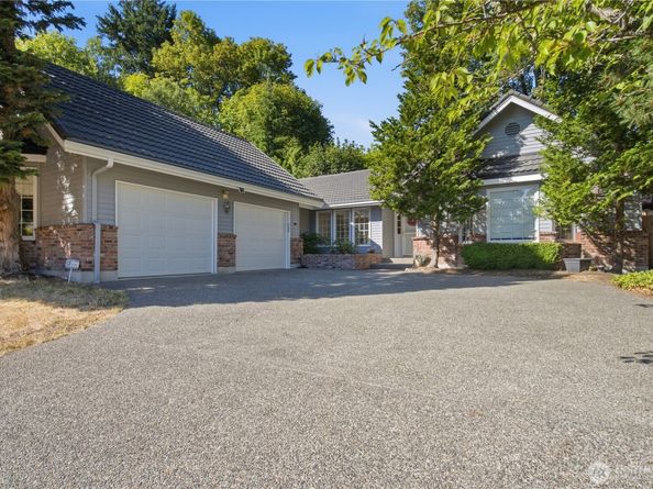 14018 SE 51st Place, Bellevue WA 98006