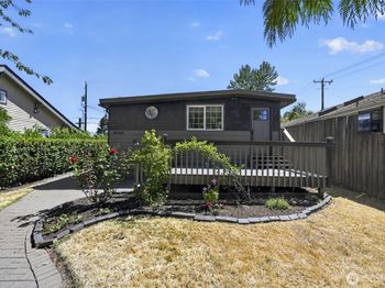 7768 14th Avenue SW