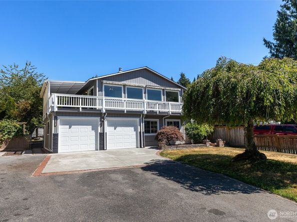 28430 14th Avenue S, Federal Way WA 98003