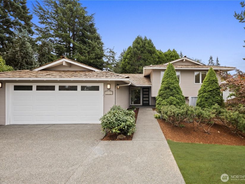 14115 SE 45th Street, Bellevue WA 98006