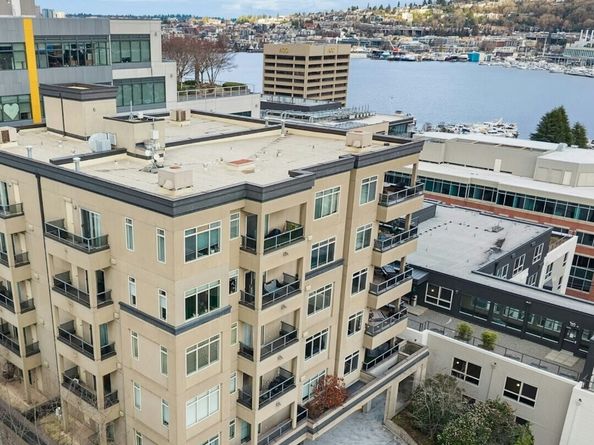 1000 N Aurora Avenue 409, Seattle WA 98109